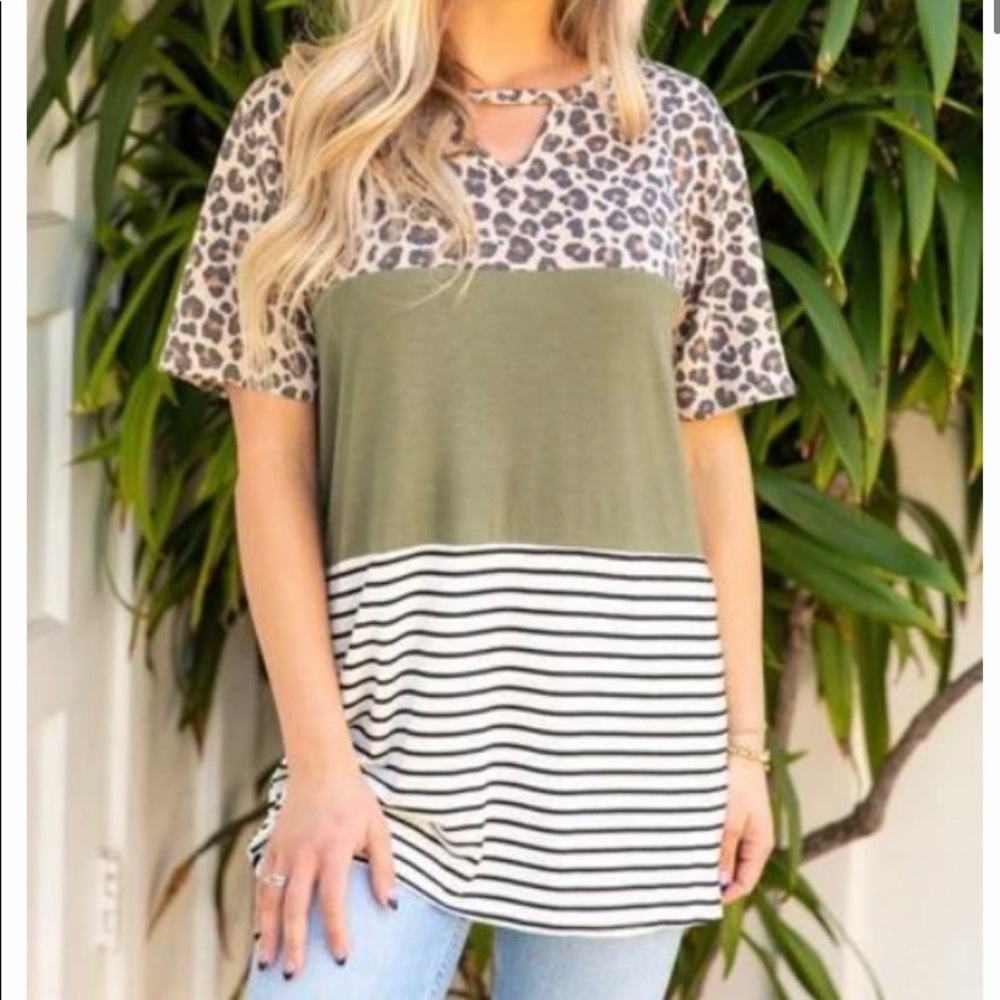 Grateful Hearts Leopard & Stripes Tee NWT misc Sz